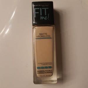Maybelline Fit Me Foundation